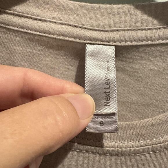 Duke's Waikiki Shirt Mens Small Tan Retro Surf Wave Graphic Tee Hawaii Beach - Picture 3 of 11